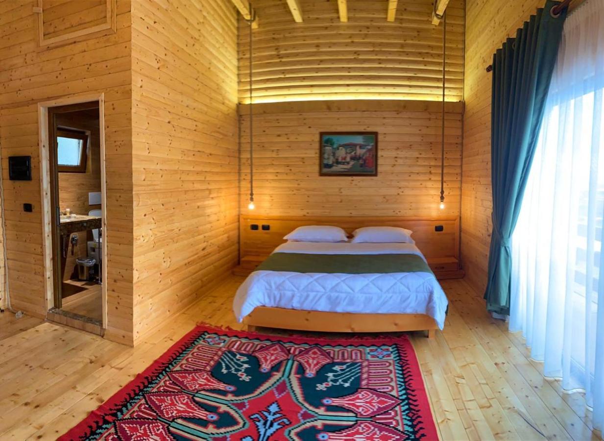 Hotel Wooden House